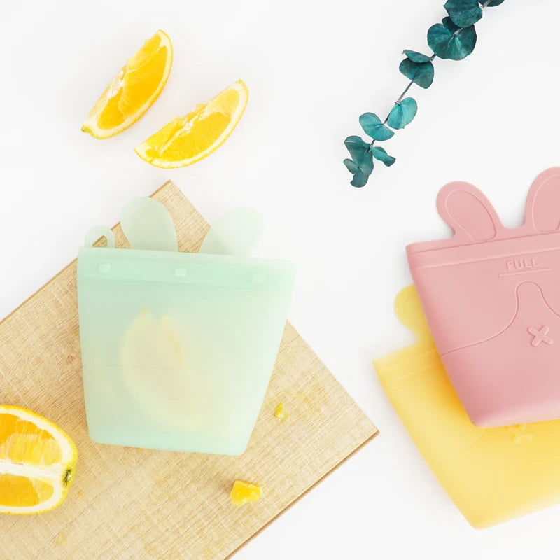 Food conta - Silicone Snack Fun Bag - The Lunch Box for Snacks Time | GadWitch Toys