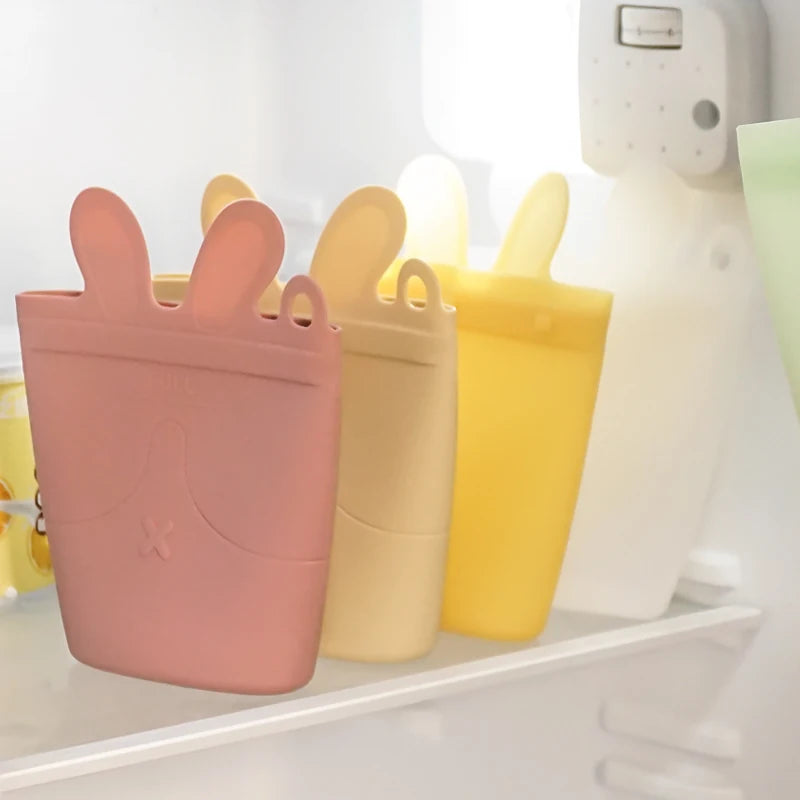 Prepare Snacks Time - Silicone Snack Fun Bag - The Lunch Box for Snacks Time | GadWitch Toys