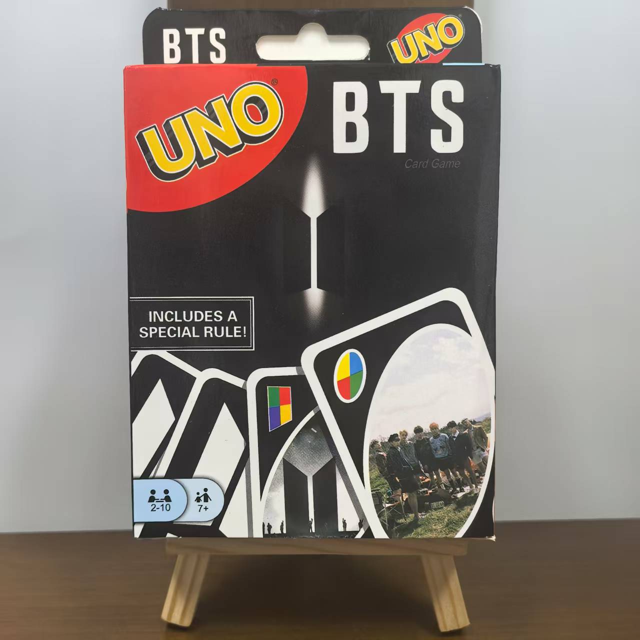 Play UNO – The Classic Card Game That Brings Everyone to the Table